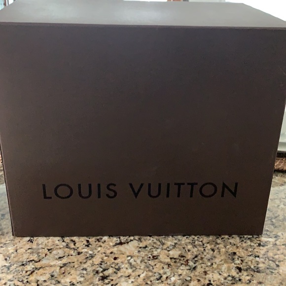 Authentic LV Tivoli GM - Picture 6 of 6